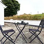Charlie's House Relaxing Near *