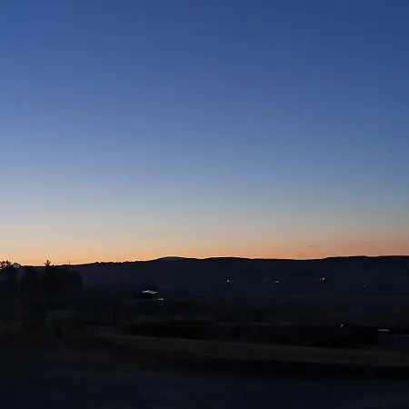 Charlie's House Relaxing Near *