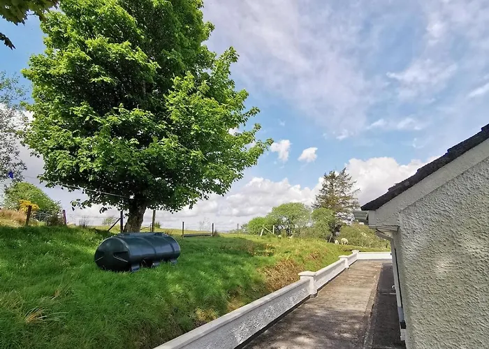 Charlie's House Relaxing Near